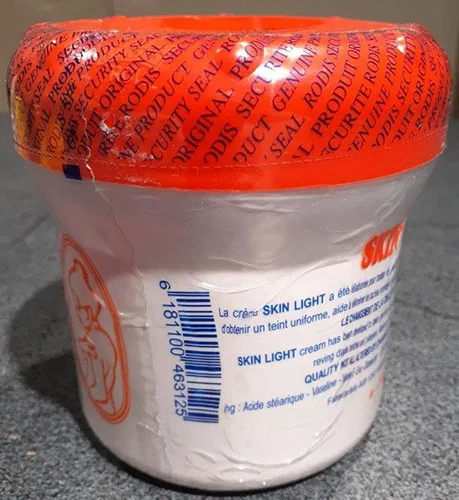 Crema schiarente per la pelle «Creme Skin Light» — foto 3 dell'alert A12/01459/22