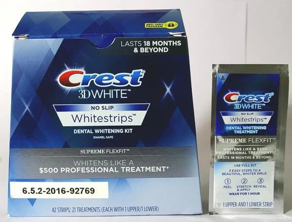 Strisce sbiancanti dei denti «Crest 3D White Whitestrips - Supreme Flexfit» (Crest)