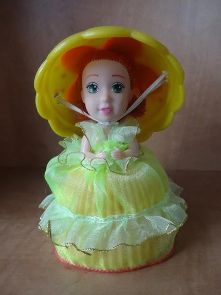 Bambola di plastica «Cupcake surprise» — foto 2 dell'alert A12/0946/18