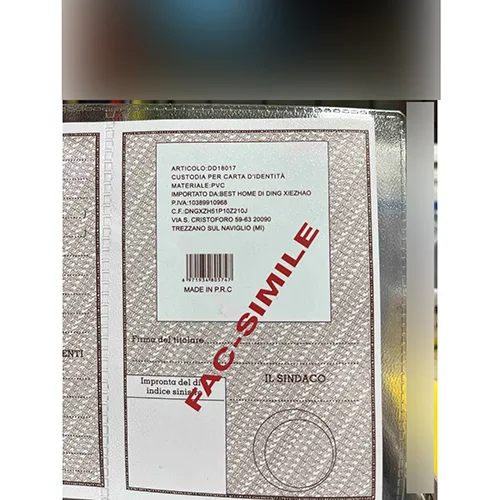 Titolare della carta «Custodia per carta di identità in PVC» — foto 2 dell'alert SR/01372/25