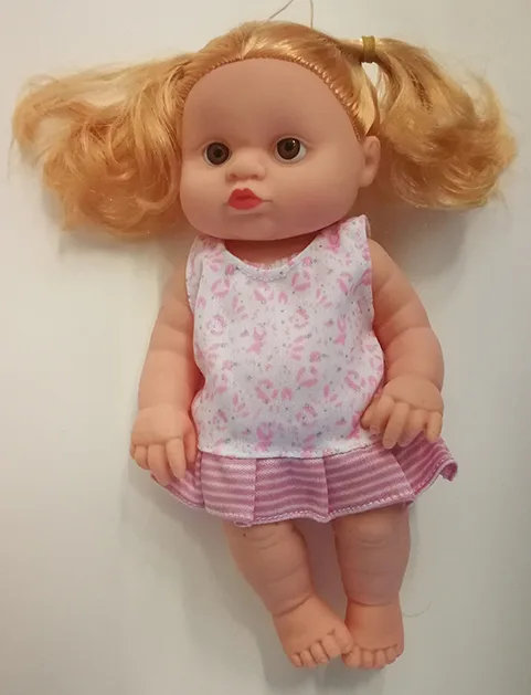 Bambola di plastica «CUTE BABY»