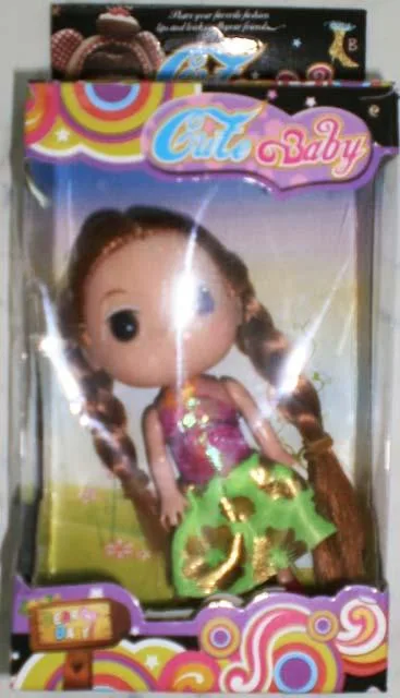 Bambola di plastica «Cute Baby» (Bilbo)