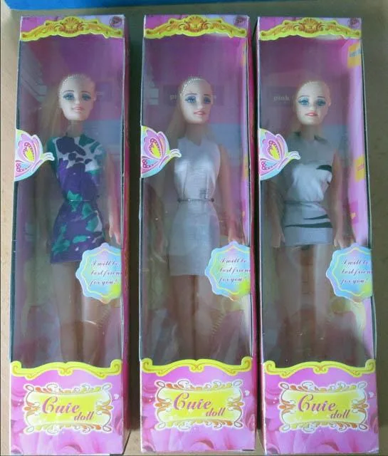 Bambola di plastica «Cute doll» (Unknown)