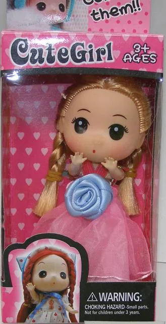 Bambola di plastica «Cute girl» (Unknown)