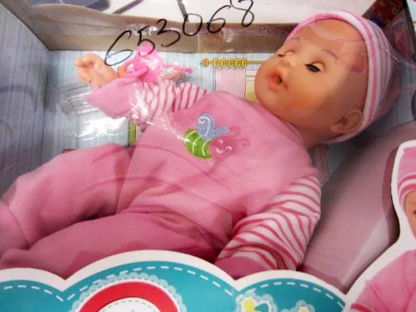 Bambola per bambini con accessori «Cute» (Super Juguete)