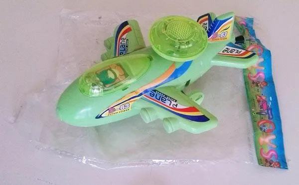 Aeroplano di plastica «D-63 Super Power Plane» (Unknown)