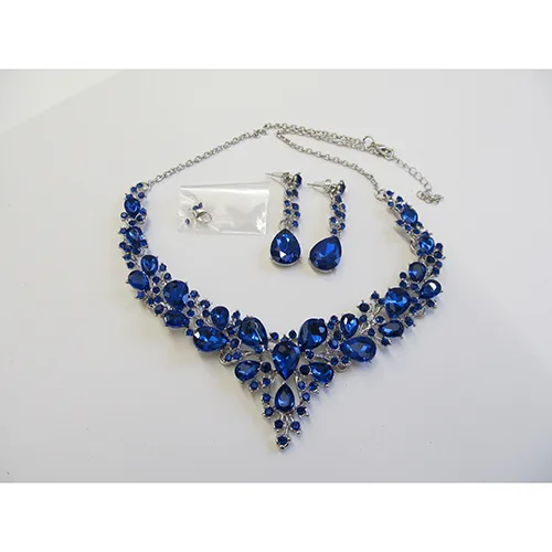 Set di gioielli «Damen Hochzeit Braut Österreichen Kristall Tropfen Cluster Statement Halskette» (Clearine)