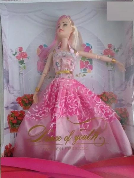 Bambola di plastica «Dance of Youth - Fashion Princess» (Unknown)