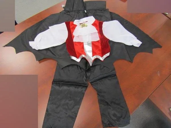 Costume di fantasia-vestito «Dark Castle Vampire» — foto 3 dell'alert A12/0691/17