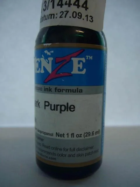 Inchiostro del tatuaggio «Dark Purple» — foto 4 dell'alert A12/0161/14