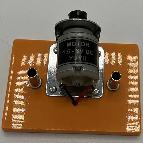 Motore educativo «DC electrical motor» — foto 1 dell'alert SR/04003/25