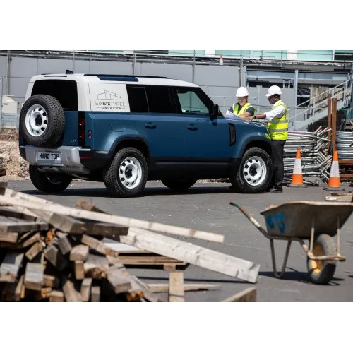 Autovettura / camioncino «Defender, Discovery, Velar, Range Rover Sport, Range Rover» — foto 2 dell'alert A12/01932/24
