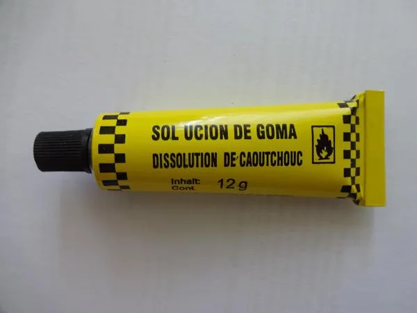 Set di riparazione pneumatici «DELUXE Tire Plug Kit» — foto 3 dell'alert A12/1546/19