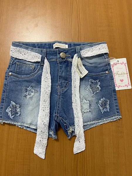 Pantaloni corti per bambini «Design fashion girl’s wear, Best Fashion Wear»