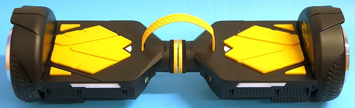 Scooter autobilanciante (hoverboard) «DESKOROLKA ELEKTRYCZNA / HOVERBOARD» — foto 3 dell'alert A11/00035/21