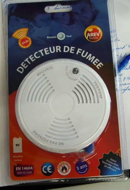 Rilevatore di fumo «Détecteur de Fumée» — foto 1 dell'alert A12/1641/14
