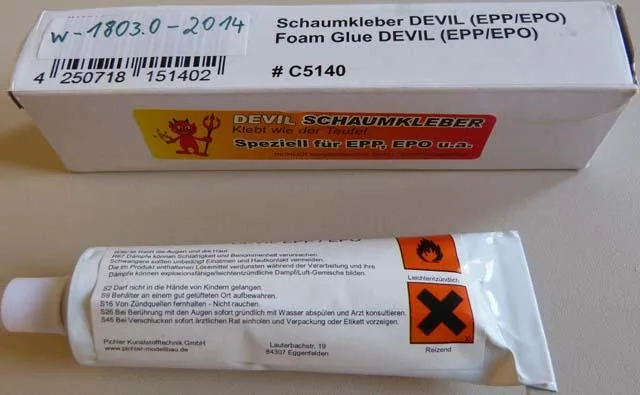 Colla di schiuma «Devil» — foto 2 dell'alert A11/0116/14