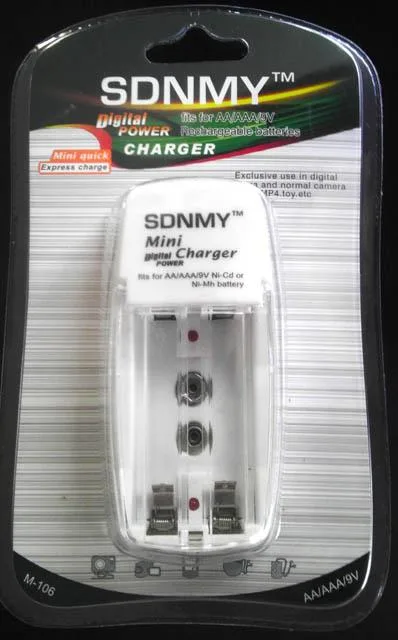 Caricabatterie «Digital Power Charger Rechargeable Batteries» (Sdnmy)