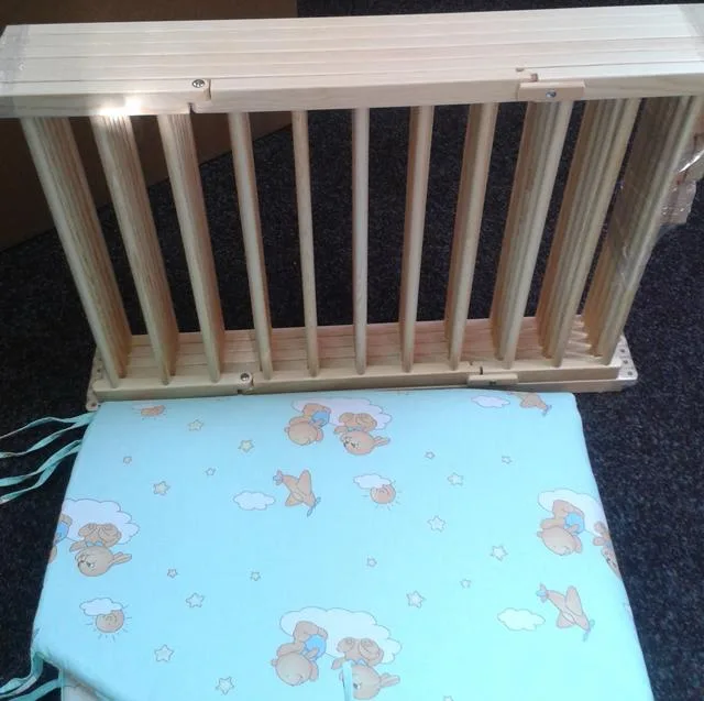 Box per bambini con un cancello «Dingo» — foto 2 dell'alert A11/0084/14