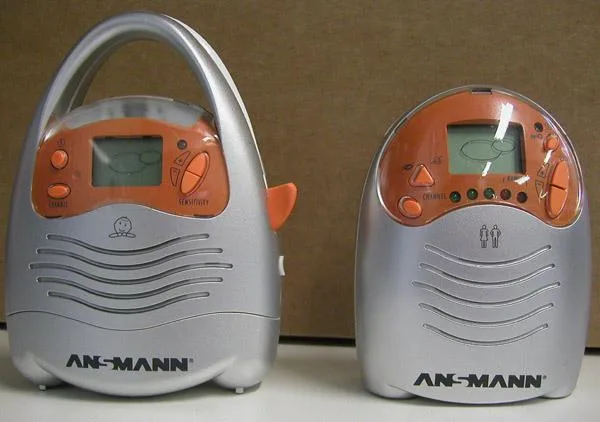 Dispositivo di monitoraggio del bambino (telefono bambino) — foto 2 dell'alert 1020/08