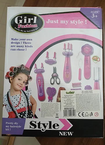 Set di capelli giocattolo «Dívčí kadeřnický salon» — foto 2 dell'alert A12/00038/24