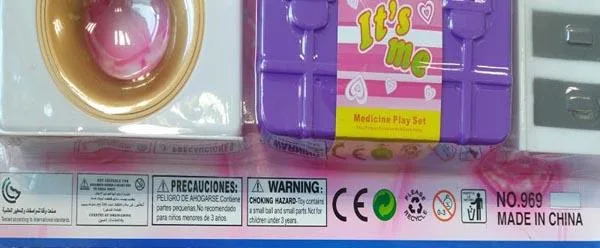 Set medico con una bambola «Doctor Set» — foto 2 dell'alert A12/0550/16