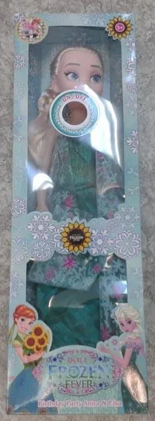 Bambola di plastica «DOLL FROZEN FEVER (MAY BE COUNTERFEIT)» (Unknown)