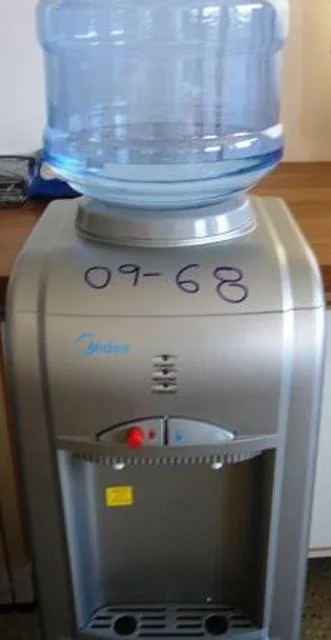 Dosatore per acqua calda e fredda — foto 1 dell'alert 1644/10