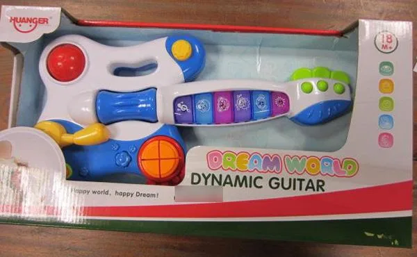 Giocattolo musicale «DREAM WORLD  Dynamic Guitar» (HUANGER)