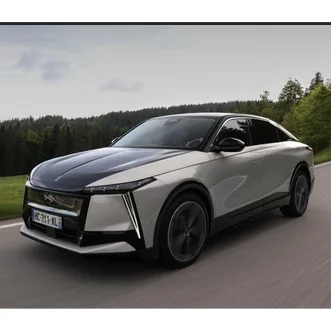 Autovettura «DS8» (DS automobiles)