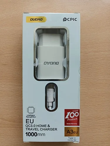 Caricabatterie USB «DUDAO» (Dudao)