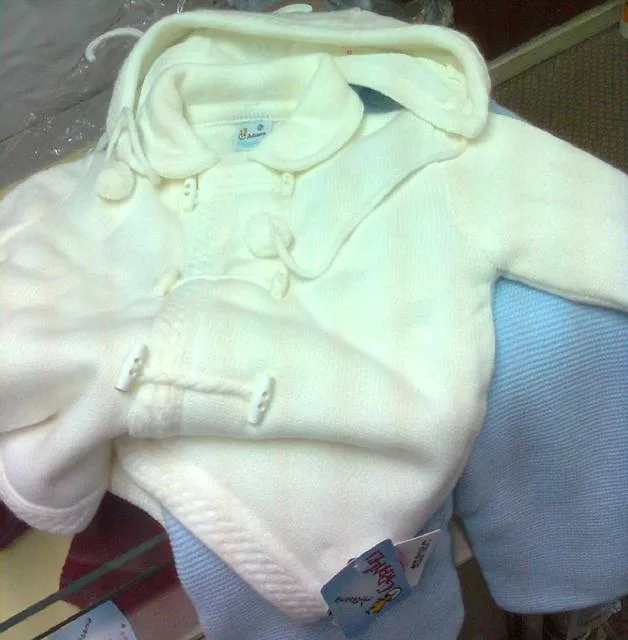 Duffle-coat per neonati &amp; #13; &amp; #13; (Artesanía Granlei)