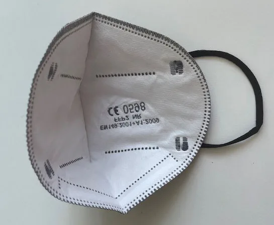 Maschera filtro antiparticolato «Dust Mask Partikelfiltrierende Halbmaske FFP2» — foto 3 dell'alert A12/01596/21