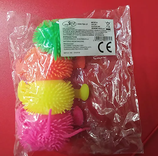 Giocattolo di plastica «Dzdzownica 13 cm swiatlo»