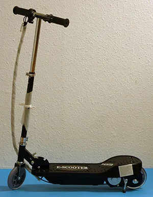 Scooter elettrico «E-SCOOTER» — foto 3 dell'alert A12/00493/21