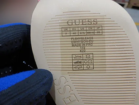 Scarpe da ginnastica «EAC» — foto 4 dell'alert A12/01191/23