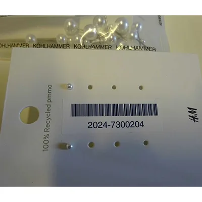 Orecchini «Earrings 100% recycled PMMA» — foto 4 dell'alert A12/03134/24