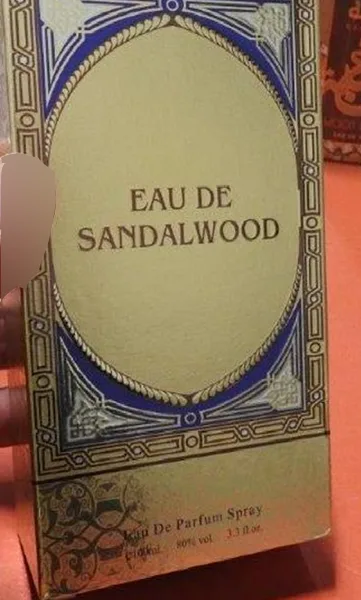 Profumo «Eau de sandalwood» — foto 1 dell'alert A12/01514/23