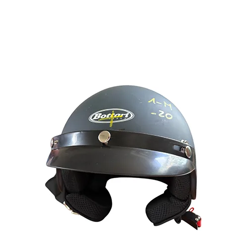 Casco da moto «Eclipse e Ribot» (Bottari)