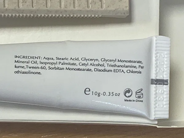 Kit di rasatura «Eco White Carton Shaving Kit GQGEN10059» — foto 3 dell'alert A12/01569/22