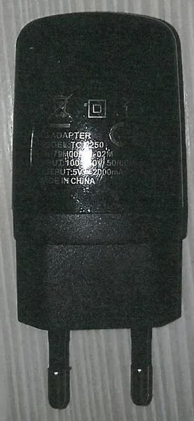 Caricabatterie USB «EKA-Q27 USB Hybrid Charger» — foto 2 dell'alert A11/0038/19