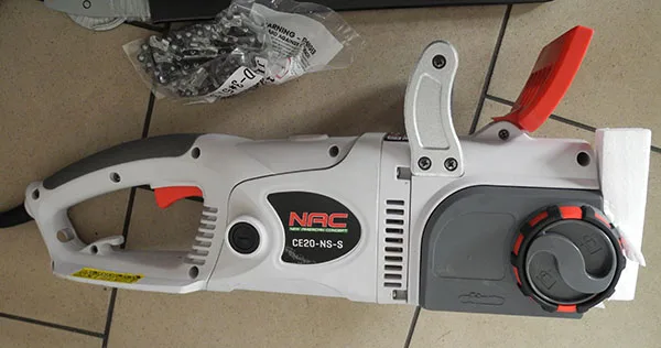 Motosega elettrica «Electric chainsaw» — foto 5 dell'alert A11/00063/22