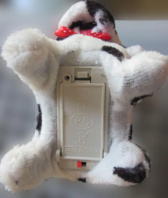 Giocattolo morbido «Electric dog»