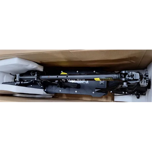 Scooter elettrico «Electric Scooter» (GMAX Pro)