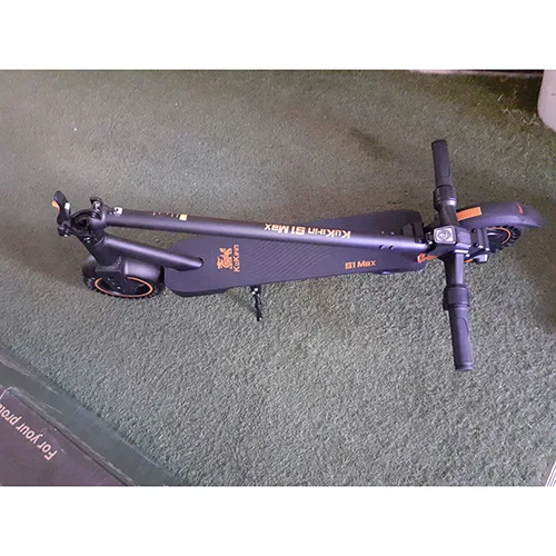 Scooter elettrico «Electric scooter» (KuKirin)