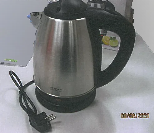 Bollitore elettrico «Electric Water Kettle» — foto 2 dell'alert A11/00067/21