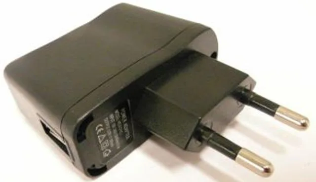 Alimentazione elettrica «Electronic Cigarette Power Line» — foto 2 dell'alert A12/0619/14