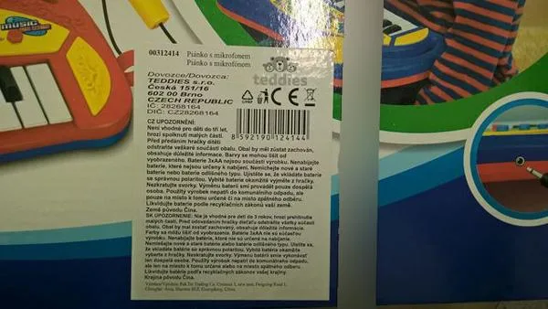 Giocattolo musicale «Electronic organ - musical learning keyboard» — foto 2 dell'alert A12/1647/18