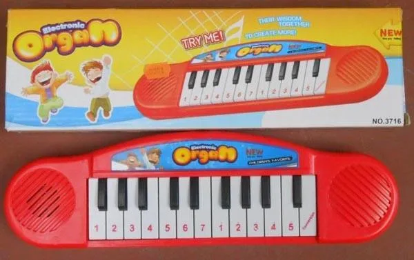 Strumento musicale giocattolo «Electronic Organ» (Unknown)