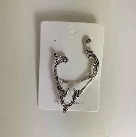Polsino auricolare «ELF EARS EARCUFFS SILVER 1 PAR ÄLVÖRON EARCUFFS» — foto 1 dell'alert INFO/00004/24